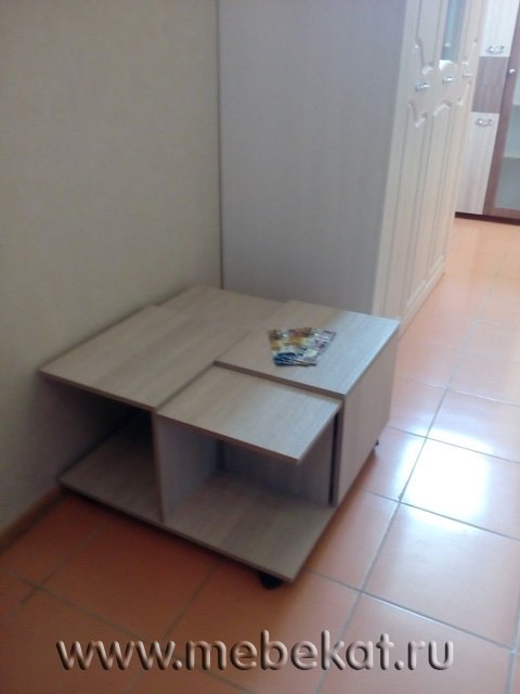 Стол журнальный-5