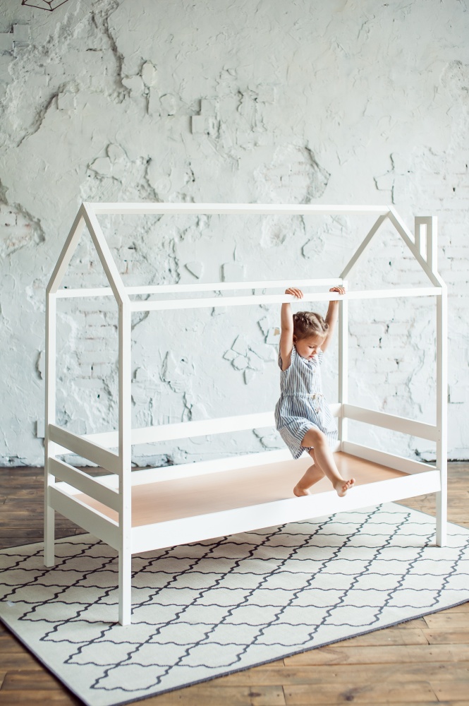 Обзор кроватей для детской для покупки Вы найдете на страницах нашего сайта в интернет-магазине Мебелька