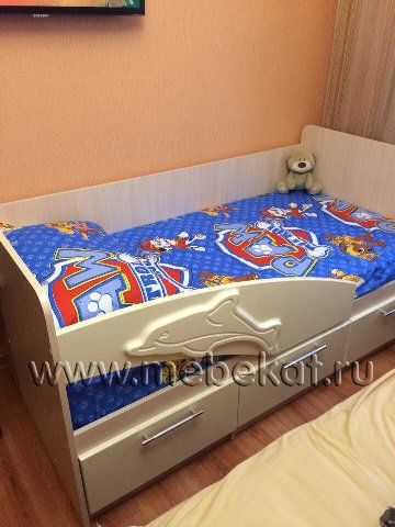 Кровать Дельфин 1,6 м ваниль