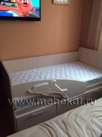 Кровать Дельфин 1,6 м ваниль
