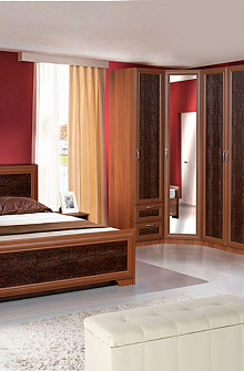 Недорогие Спальня Ивушка-7 Комплект-3 с доставкой по Екатеринбургу предлагает интернет-магазин Мебелька! Здесь вы можете выбрать и купить спальные гарнитуры по доступной цене.