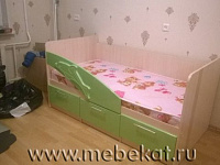 Кровать Дельфин 1,6 м, салатовый глянец